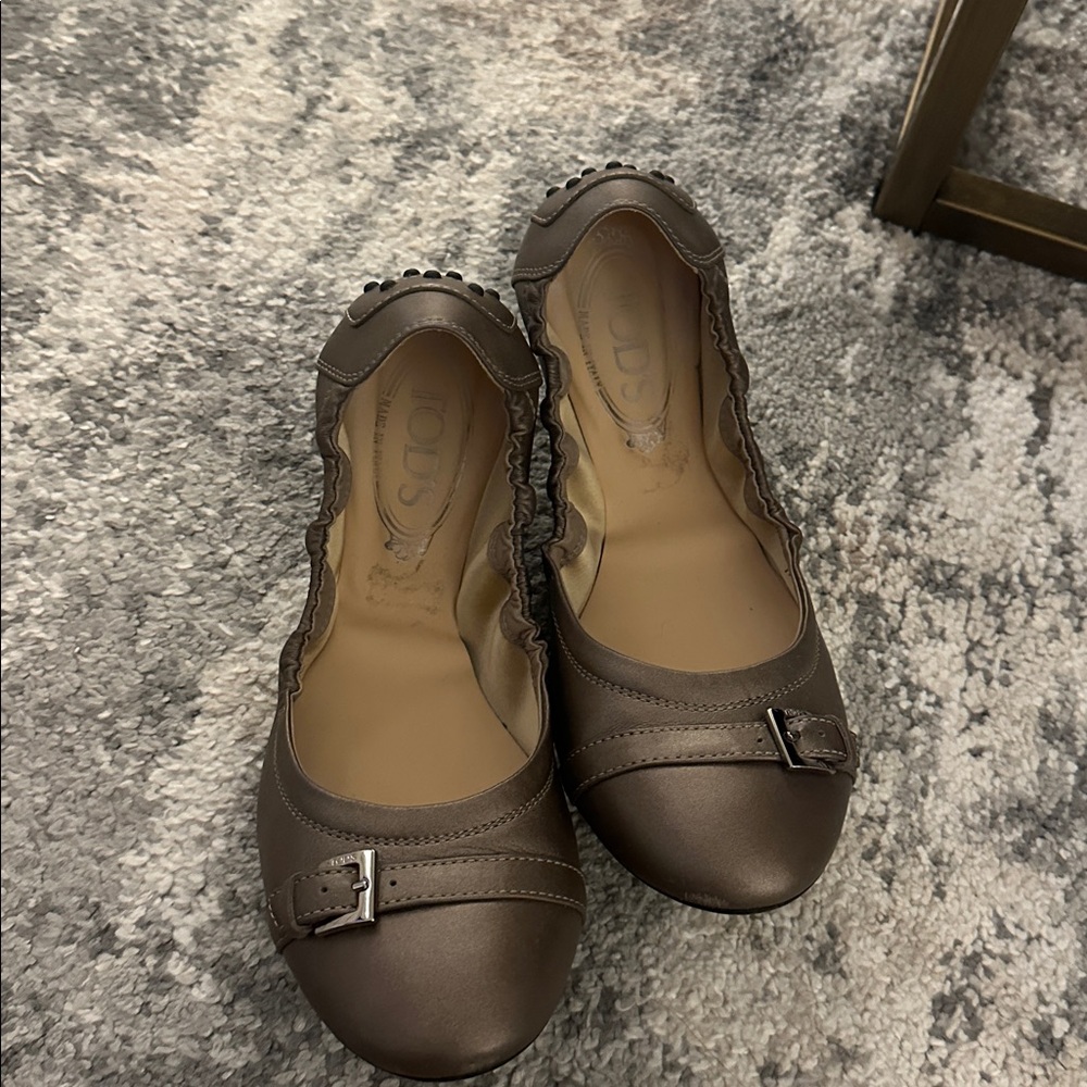 Tod's Taupe Leather Ballet Flats with Buckle